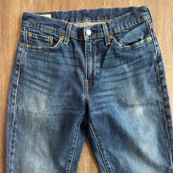 Levi’s 514 jeans.  Men’s size 30/32.  Dark wash. - Picture 4 of 8